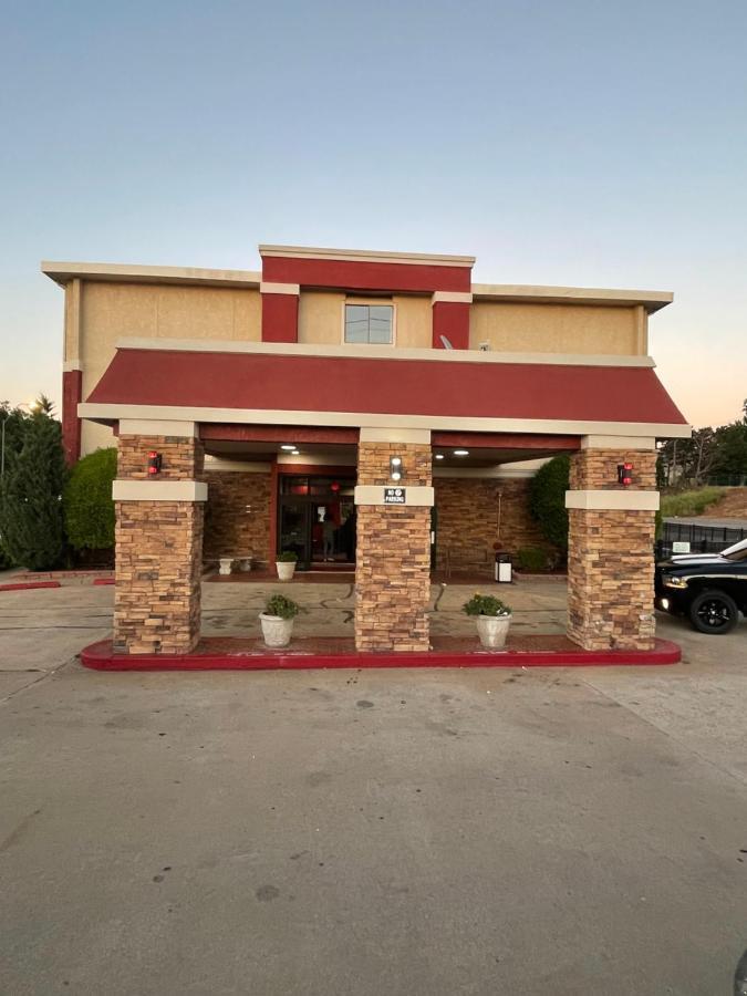 Ramada By Wyndham Oklahoma City Airport North Экстерьер фото