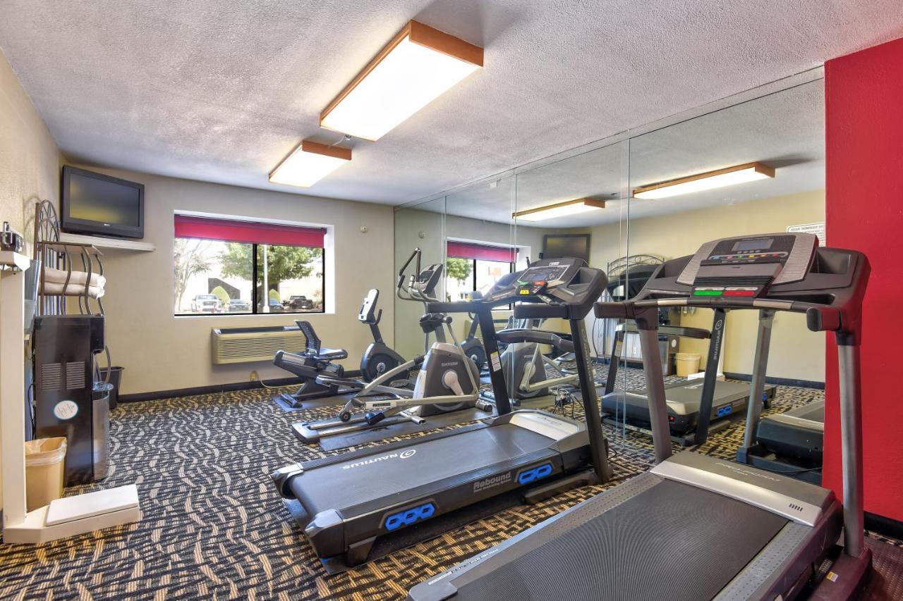 Ramada By Wyndham Oklahoma City Airport North Экстерьер фото